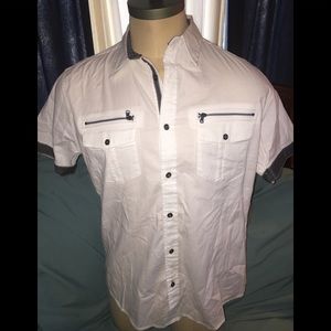 👠2/$20 Rock and Republic dress shirt